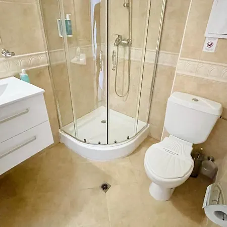 Apartello⊛com Diamond - Private Near Marina Dinevi In Aparthotel